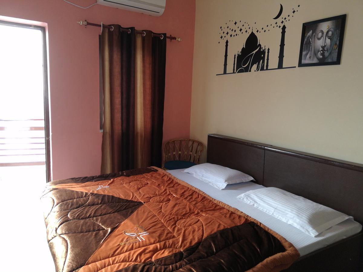 Raahi The Travellers Nest Hotel Rishīkesh Buitenkant foto
